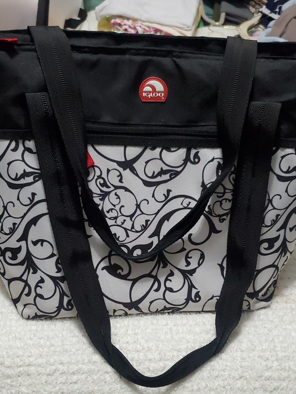Igloo Black & White Scroll-Print Insulated Tote